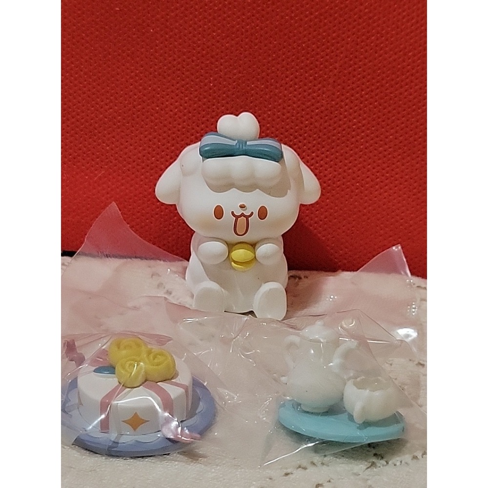 item is the Bella's Tea Party Series Box. Okii.
